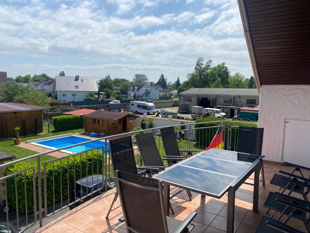 Ferienwohnungen Zur Elz - Traumhafte 160 Qm Wohnung Mit Pool Und Garten Naehe Des Europaparks Kappel-Grafenhausen Extérieur photo